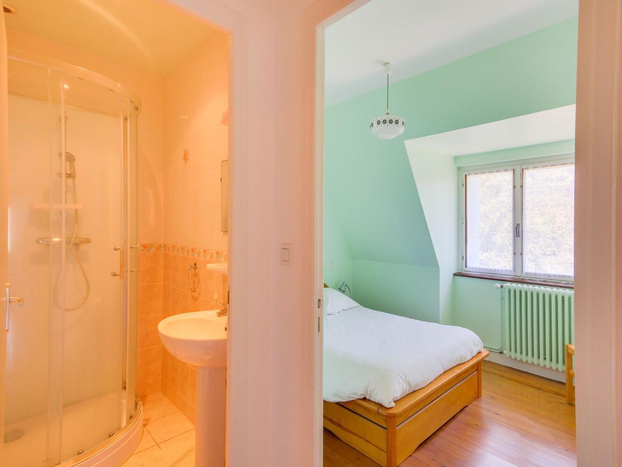 Beautiful Villa In The Parc Des Volcans D Auvergne Vic sur Cere Bagian luar foto